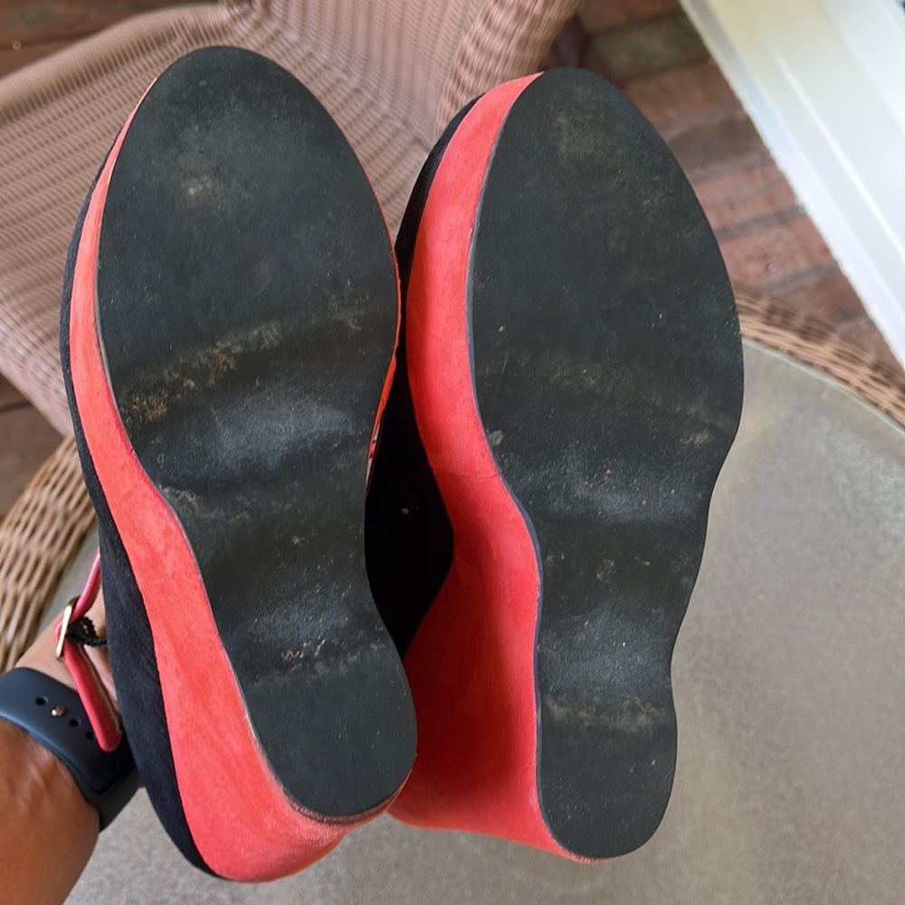 2 Lips Too Platform Heels - Picture 9 of 12
